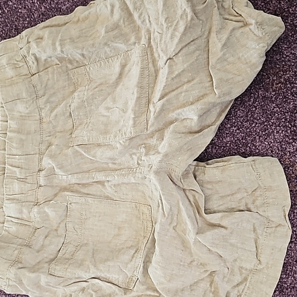 NOT FOR SALE Women's linen shorts - Picture 8 of 9